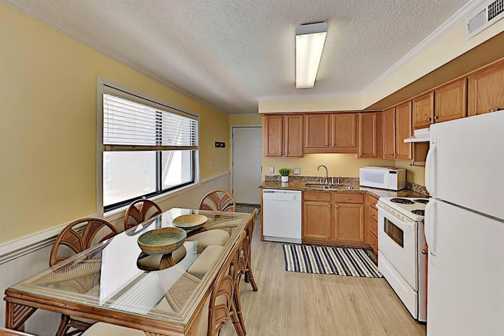 *2Br Oceanfront Retreat*King Ensuite*Pool*Nmb Cherry Grove*Pc4 Myrtle Beach Buitenkant foto